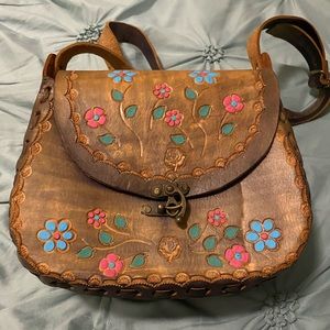 Natural leather crossbody bag